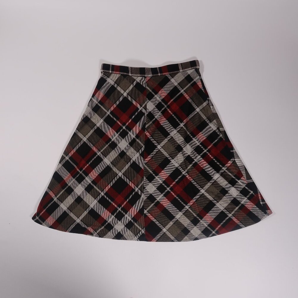 89th & Madison Black, Red, Gray Plaid A-Line Skirt